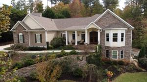 221 S Summit Drive