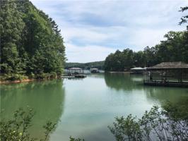112 N Waterside Drive