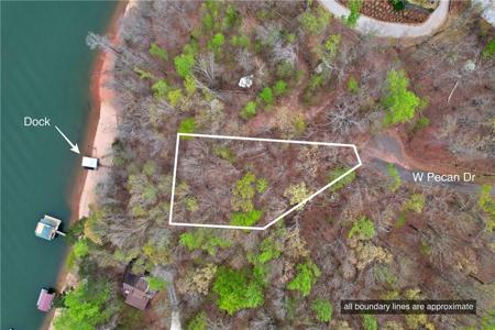 705 W Pecan Drive