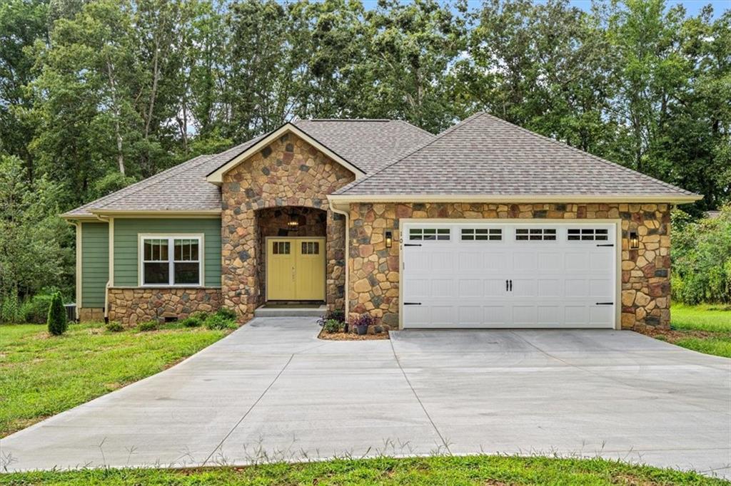 101 Lake Terrace, Townville, SC lhrmls01837177