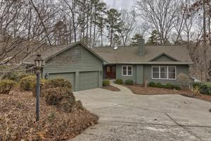 9 Windlass Court