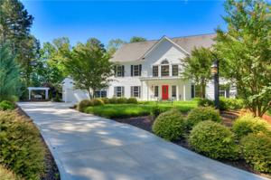 407 W Rockcliff Court