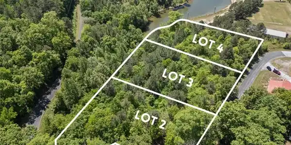 00 Lake Forest Drive