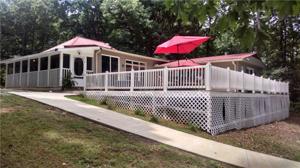 111 Lands End Drive