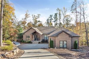 203 Sleepy Oak Court