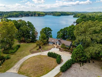 5007 Bridgeview Drive