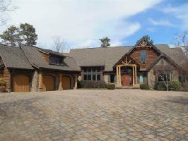 104 Cliffs Falls Parkway