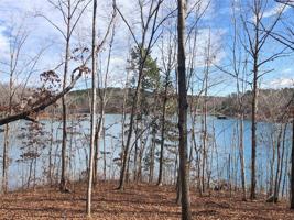 105 Sailview Court