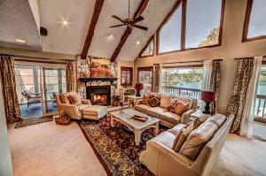526 Long Reach