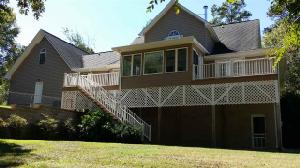 82 Woodhurst