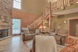 151 W Waters Edge Lane