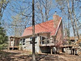 180 Lake Place Court