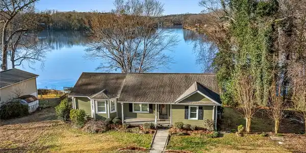307 Serena Circle