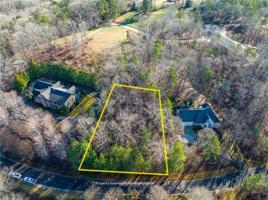 406 Woodridge Drive