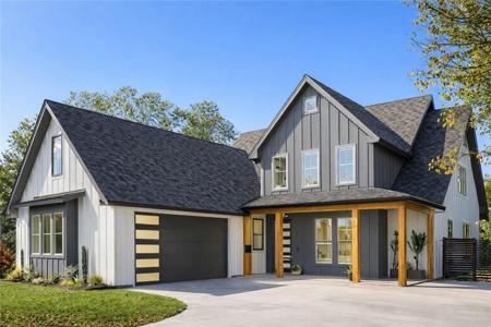 214 Bunker Lane