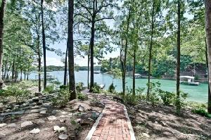 11 Boatswain Way