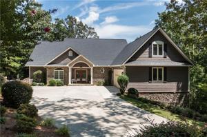114 N Wynward Pt Drive