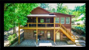 210 Shoreline Drive