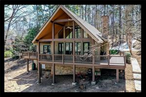 502 Shadetree Lane