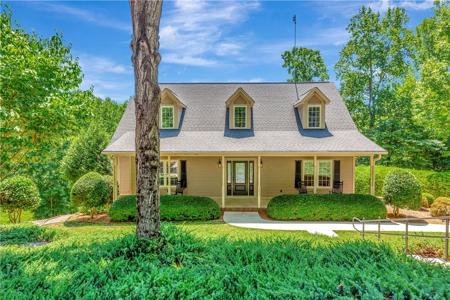 121 Woods Drive