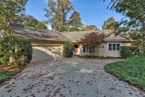636 N Flagship Drive