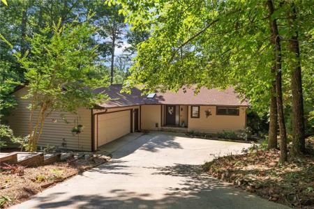 210 Long Reach Drive