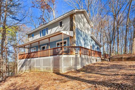 233 Chestnut Drive
