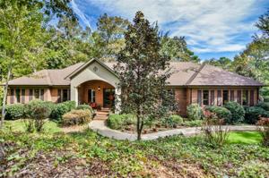 300 Groveview Lane