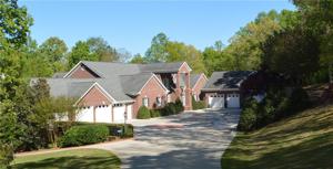 1558 Walters Road