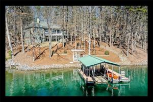 108 Wynward Pointe Drive