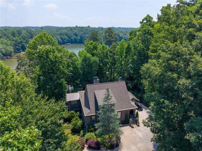 225 Starlight Lane