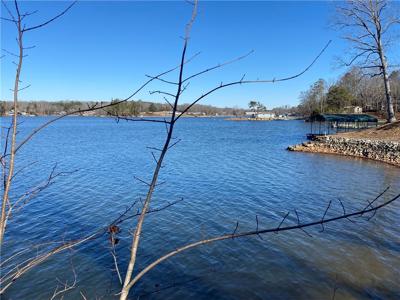 38 Waterside Point