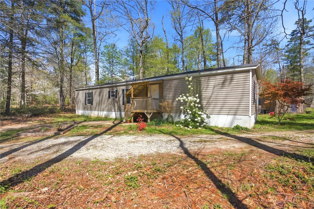 Image 2: This tranquil woodland retreat offers a private se