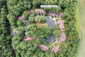 119 Harbor Lights Drive