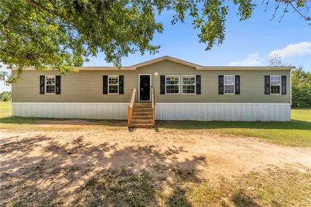 2604 Broadway Lake Road