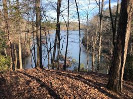 324 Long Cove Trail
