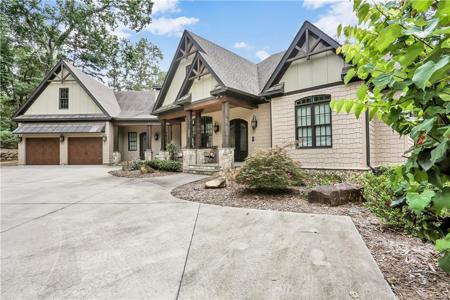 206 Jocassee Point