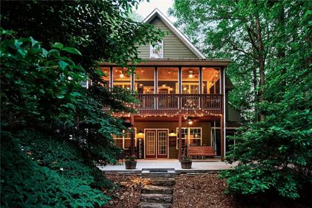 141 W Waters Edge Lane