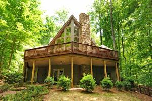 207 Oak Hollow Court