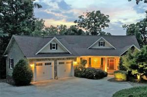127 Crest Pointe Drive