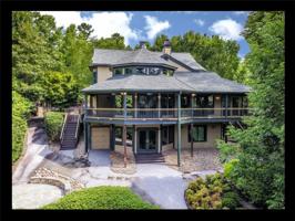 352 Island Drive