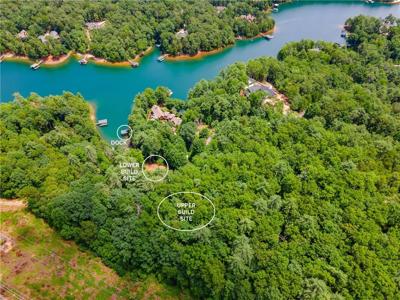 18 Lake View Court