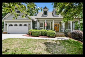 17 Fair Wind Drive