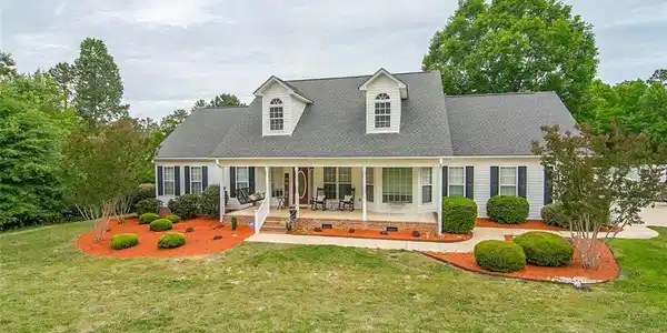 106 Cane Court