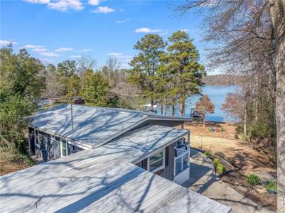 800 Tugalo Hgts Circle