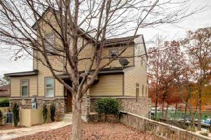 520 Sunset Point Drive