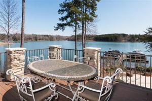 564 Sunset Point Drive