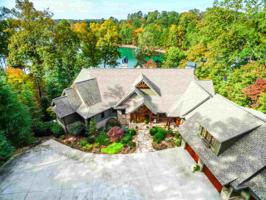 217 Hillview Dr