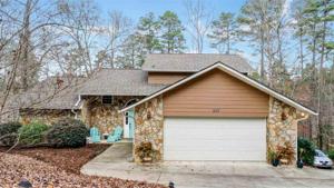 307 Arrowhead Drive