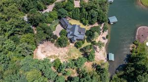 206 Pixie Moss Way